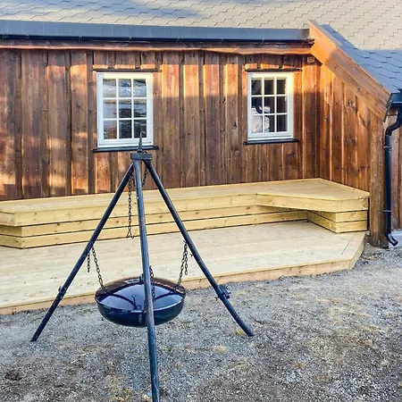 5 Bedroom Gorgeous In Holiday home *
